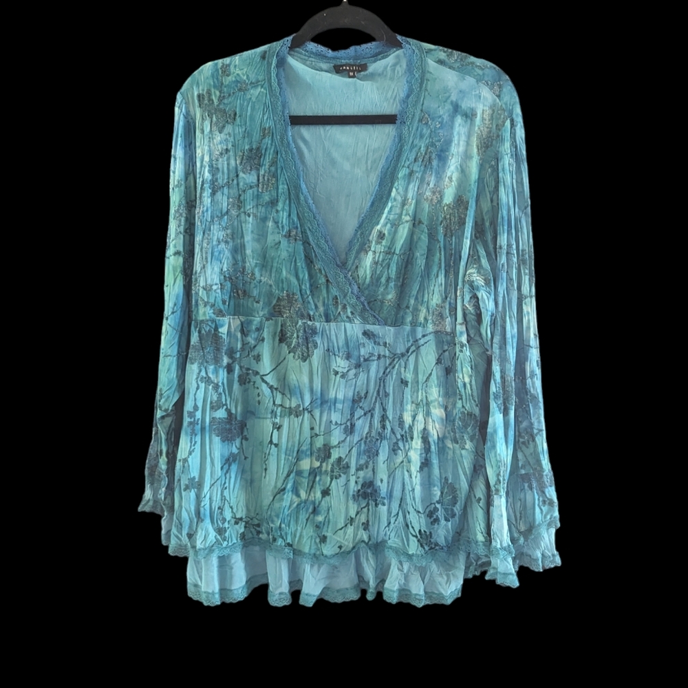 *Panitti Long Sleeve Top